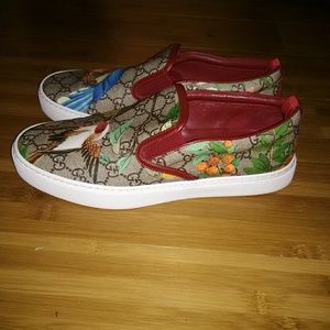 Gucci slip ons